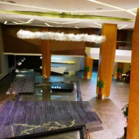 Xilaifeng Hotel Наньнін Екстер'єр фото