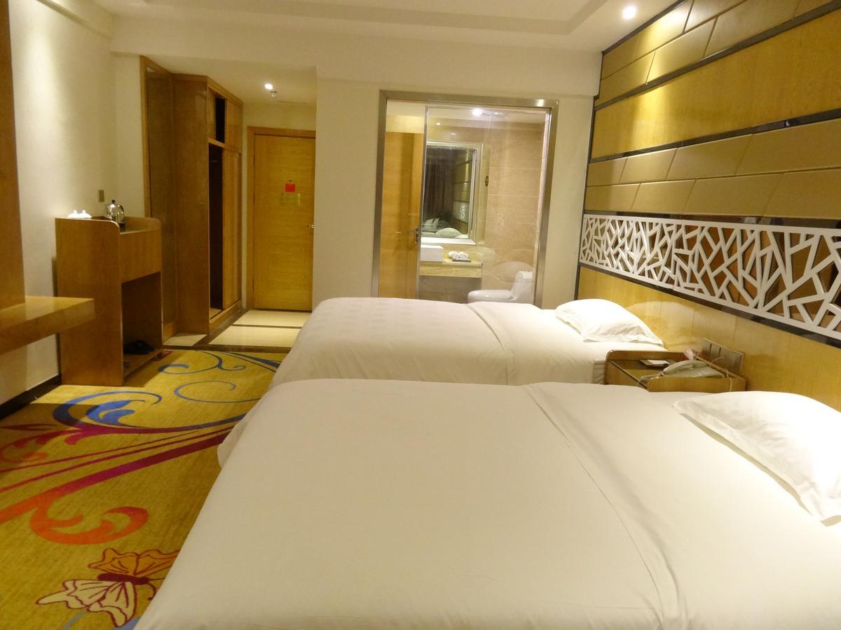 Xilaifeng Hotel Наньнін Екстер'єр фото
